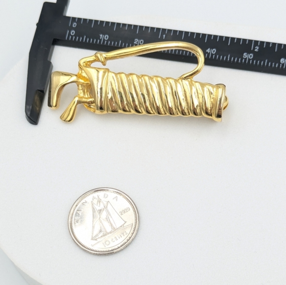 4/24$ Vintage gold tone golfing golf clubs brooch pin - Picture 4 of 4